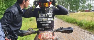 Hedvig på väg tillbaka efter VM-kraschen: ”Kroppen återhämtar sig, men huvudvärken efter skadan är konstant”