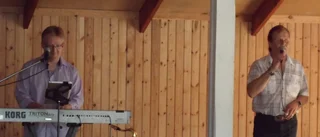 Serenad lockade många till Lonnevallen