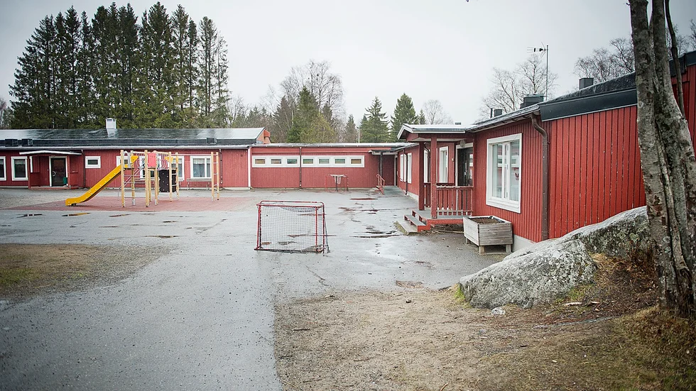 Värnar om utemiljön. Fritids i Lövånger omges av en utemiljö som används mycket inom verksamheten, nu är man orolig att den kommer att begränsas.