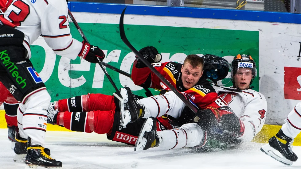 Luleå Hockey föll efter förlänging mot Örebro.