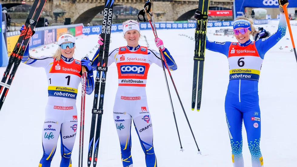 Jonna Sundling och Maja Dahlqvist med trean Anamarija Lampic i Dresden.