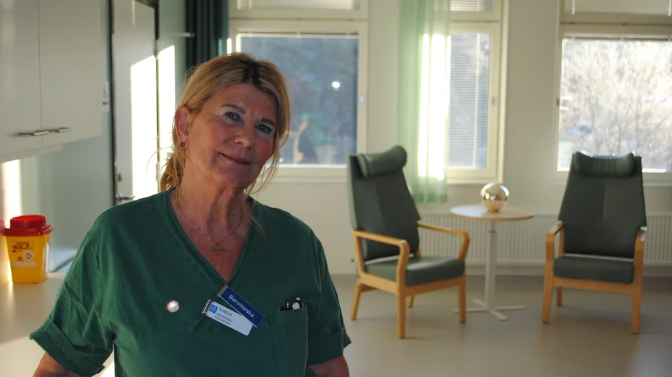 "Den som föder ska komma in och känna det som att 'det är bara jag här', hon ska känna sig som en drottning, då har vi lyckats", säger barnmorskan Gunilla Ahlgren.