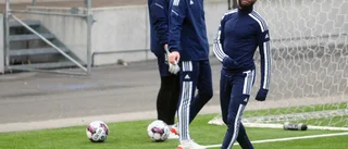 Beskedet om skyttekungen som bör oroa IFK – Asien drar i Adegbenro