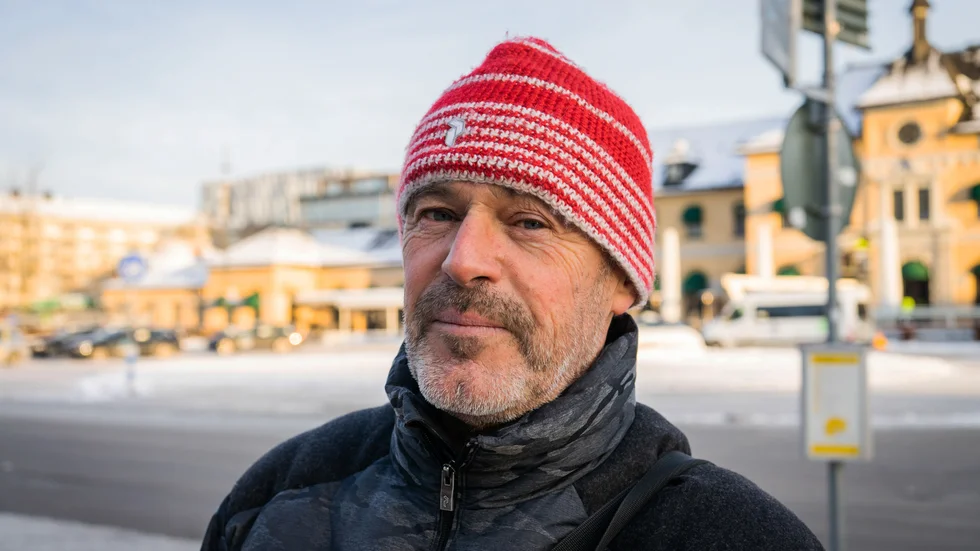 "Jag kanske har påverkats, men jag bryr mig inte", säger Ulf Sparre om att elpriset har varit rekordhögt under stora delar av vintern.