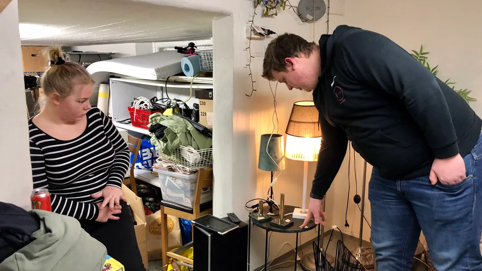 Agnes Bransell är 15 år och studerar sista året på Mariefreds skola. Efter det vill hon börja på antingen barn- och fritidsprogrammet eller fordon och transport, på Rekarnegymnasiet i Eskilstuna. Pojkvännen William Lundberg studerar själv fordon på samma gymnasium.

