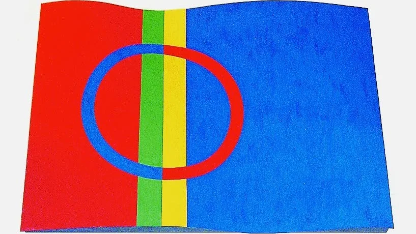 Samerna har haft en egen flagga sedan 1986. På onsdagen hissades den på Bergslagsbron i Finspång.