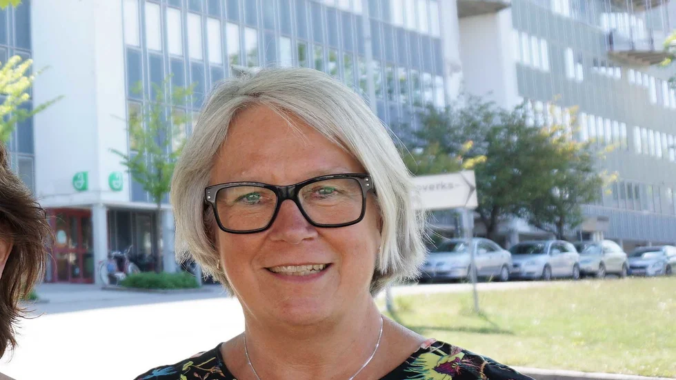 Barnmorskan Maud Ärlebrant rekommenderar alla gravida att vaccinera sig mot covid-19.