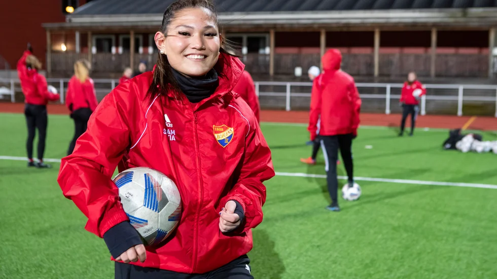 Känslan på första träningen fick Amelia Olofsson att bestämma sig för att skriva på för Borens IK. 