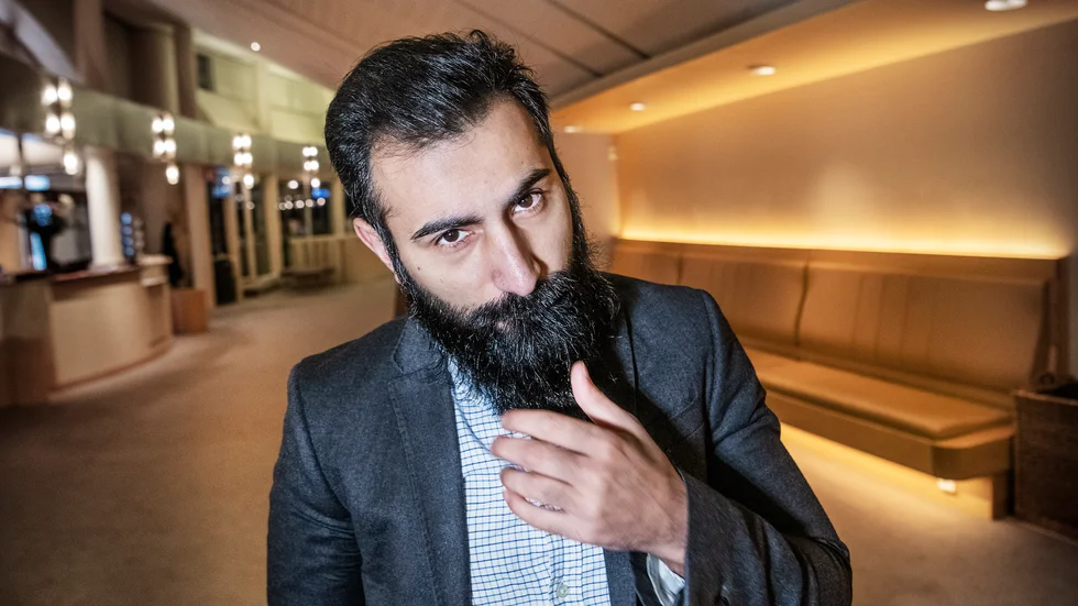 Hanif Bali, här fotograferad 2019 då han fortfarande var riksdagsledamot.