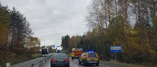 Träd hindrade trafiken