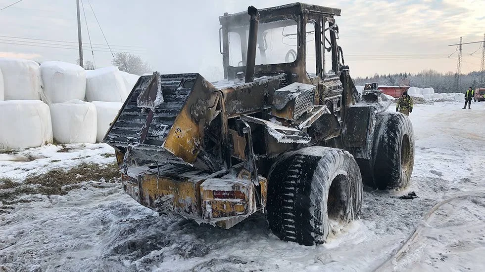 Maskinbrand utanför Doverstorp.