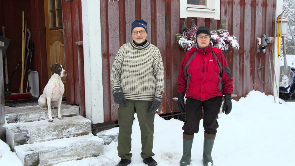 Ann-Christin Devall och Börje Jönsson bor i Björkhult, alldeles i närheten av den planerade avverkningen. 