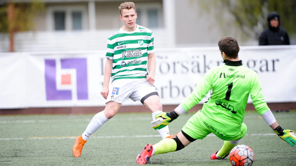 Andreas Marklunds Morön fick med sig en poäng efter 3–3 på Tallbacka IP i Gällivare. Foto: Carina Kvist