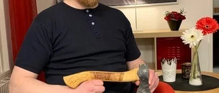 STRT fick besök av serietecknare och smed