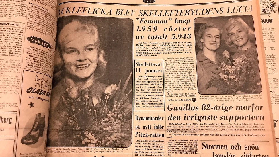 Glad 16-åring. Gunilla Lundström, numera Lindfors, blev Skelleftebygdens lucia 1958 och ställde upp på bild tillsammans med mamma Vivi. Foto: Malin Christoffersson.