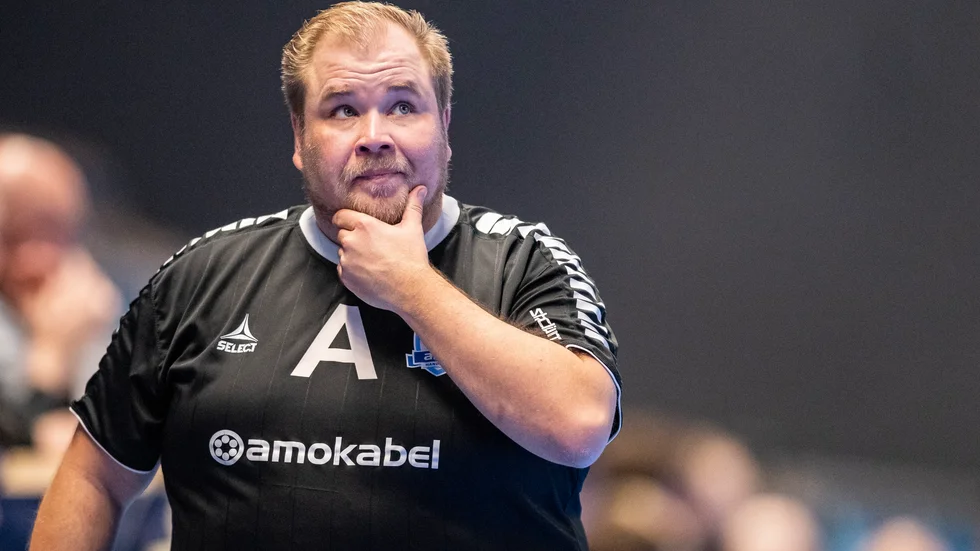 Succétränaren Andreas Stockenberg från Eskilstuna har varit inlagd på sjukhus i en vecka.
