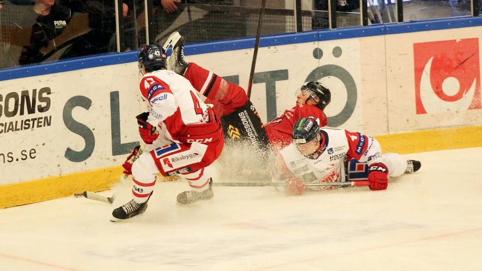 Hampus Olsson och Hästen föll tungt mot Västervik igen.