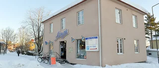 Ingen misstänkt för rånet på Ainas