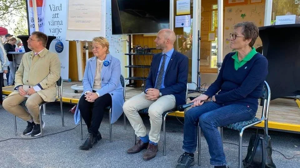 27 augusti arrangerade Demokratistugan en paneldiskussion under Skördefest- och miljödagarna i Boden. På plats fanns NSD:s Olov Abrahamsson, landshövdingen Lotta Finstorp, kommunalrådet Claes Nordmark och lokalpolitikern Astrid Sundström Lindström (C).