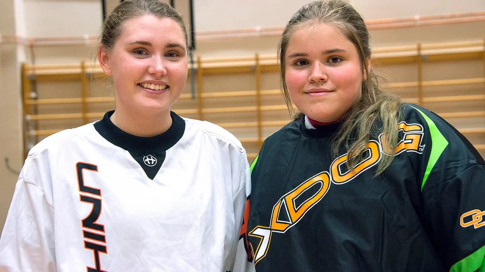 Nya burväktare. Linnéa Reher, till vänster och Tindra Nordin är nya i Argentum. Foto: Foto: GÖRAN WESTERLUND.