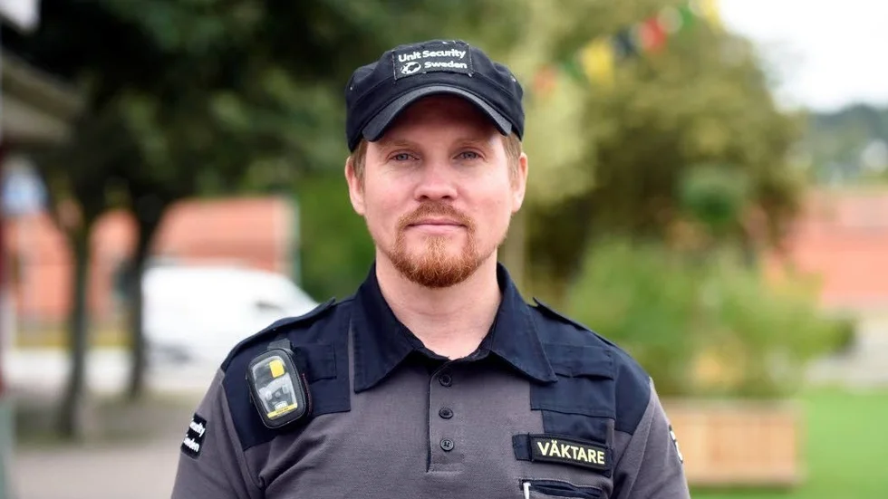 Väktaren Andreas Svensson tvingades frihetsberöva den hotfulla mannen två gånger under tisdagen. 