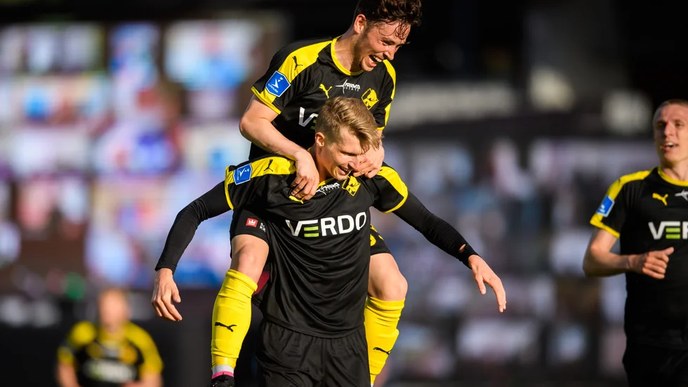 Vito Hammershöy Mistrati i Randers - som gärna hade sett att mittfältaren återvände i stället för att landa i IFK.