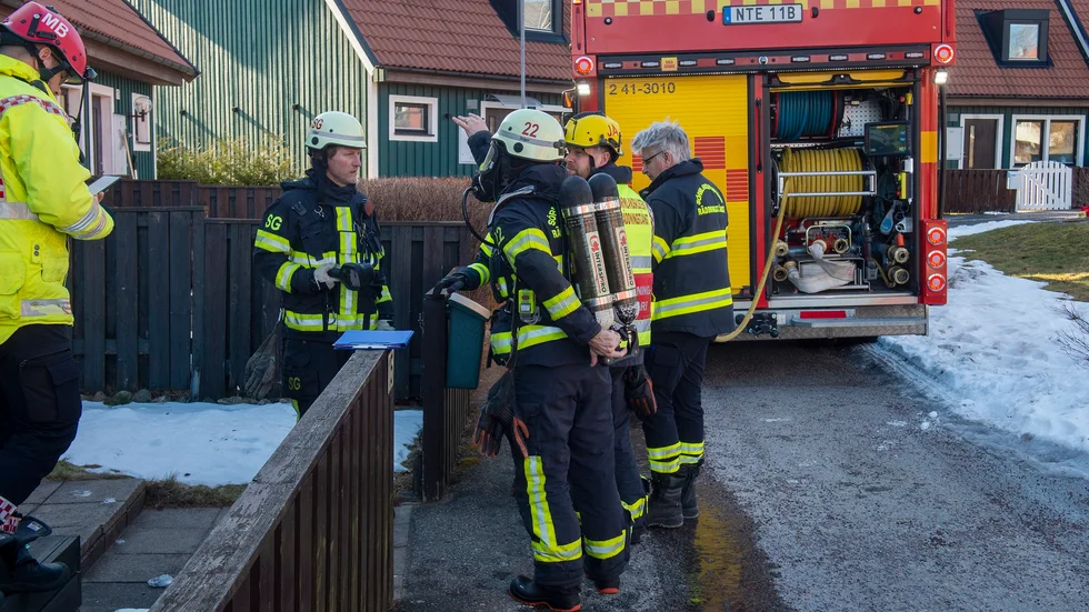 Räddningstjänsten larmades om en brand i ett radhus på Arnö.