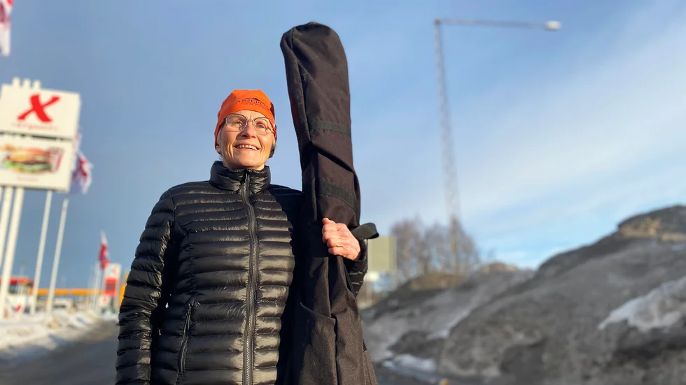 Ingrid Westerlund, som fyller 72 i april, var förväntansfull när Norran träffade henne vid mackarna på söder i Skellefteå. ”Detta blir jättespännande”, säger hon inför söndagens Vasalopp.
