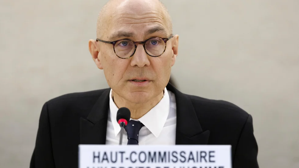 FN:s människorättschef Volker Türk när han öppnar möte med FN:s råd för mänskliga rättigheter.