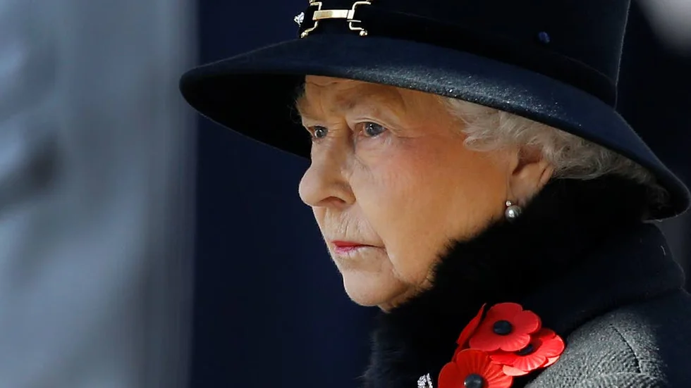 Drottning Elizabeth II och det brittiska kungahuset får kritik.
