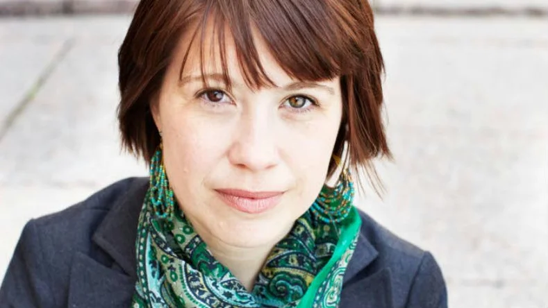 Åsa Foster debuterar som novellist.