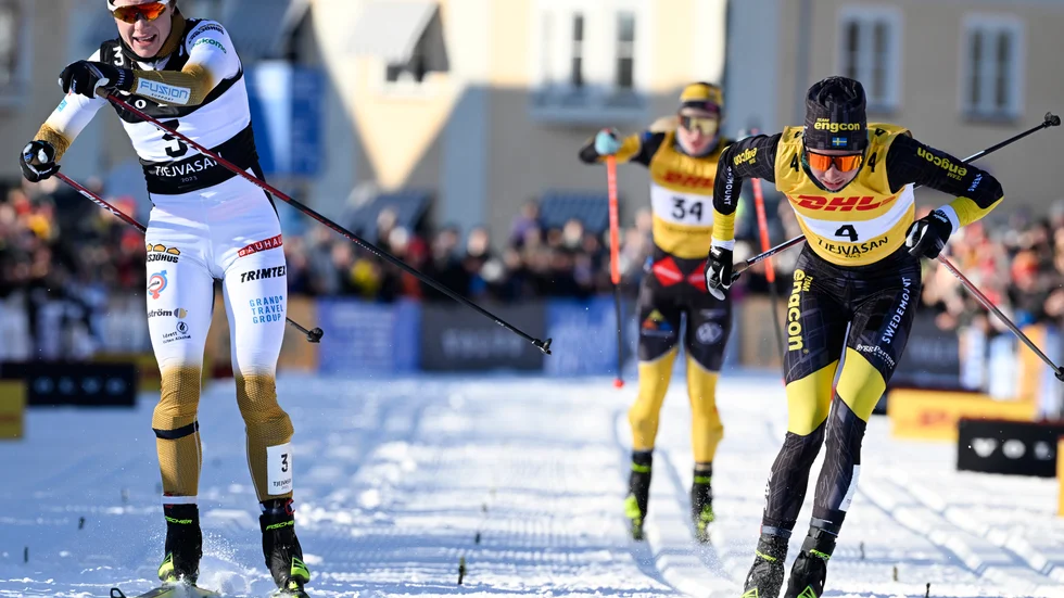 Ida Dahl, till höger, tog hem långloppscupen den gångna vintern. Nästa säsong kommer hon åter att slippa konkurrens från ryska åkare och lag. Arkivbild.