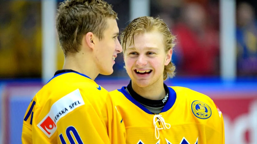 Alexander Wennberg och Lucas Wallmark var inblandade i Sveriges seger mot Finland.