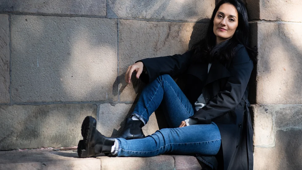 Marall Nasiri är bioaktuell i filmen "Motståndaren" där hon spelar en iransk flyktingmamma som kommer till Sverige och tampas med myndigheter och ett mörkt förflutet.