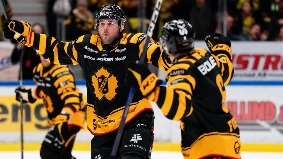 Joakim Lindström gjorde sin 100:e poäng genom tiderna i SM-slutspel mot Rögle. En notering som bara Johan Davidsson och Jörgen Jönsson mäktat med tidigare.