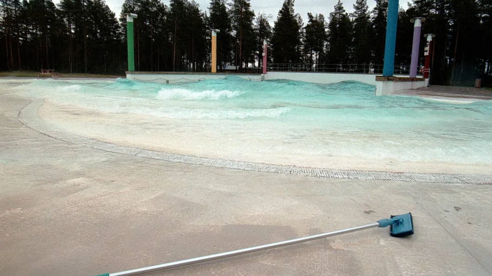 Tomt. Arcusbadet ekar tomt på badsugna gäster i sommar.