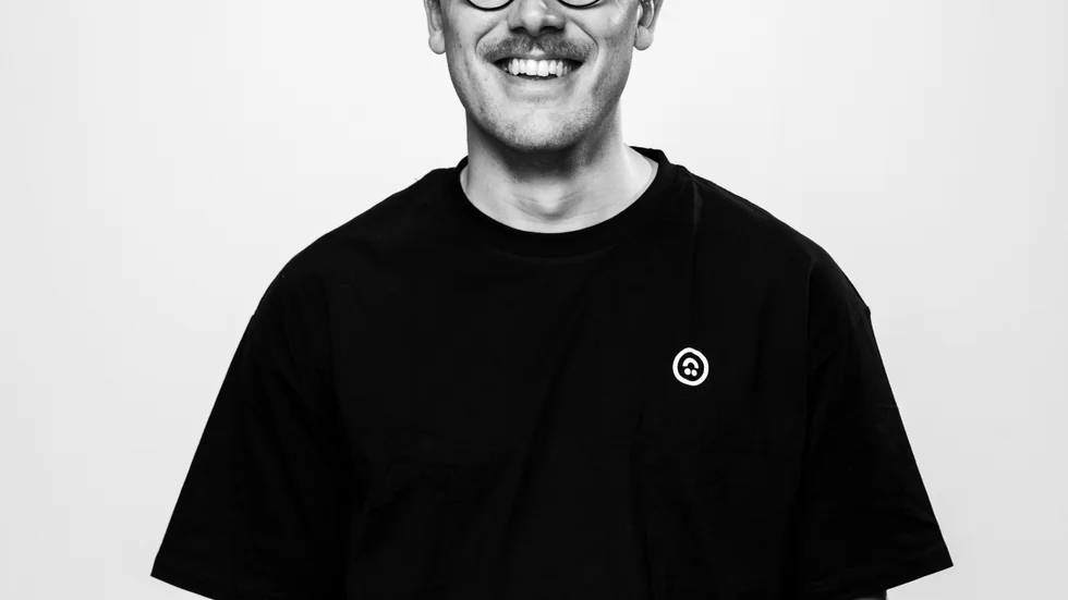 Simon Johansson har bland annat gjort uppdrag åt Pickit, Sonat, Klara Lån och Nuba.
