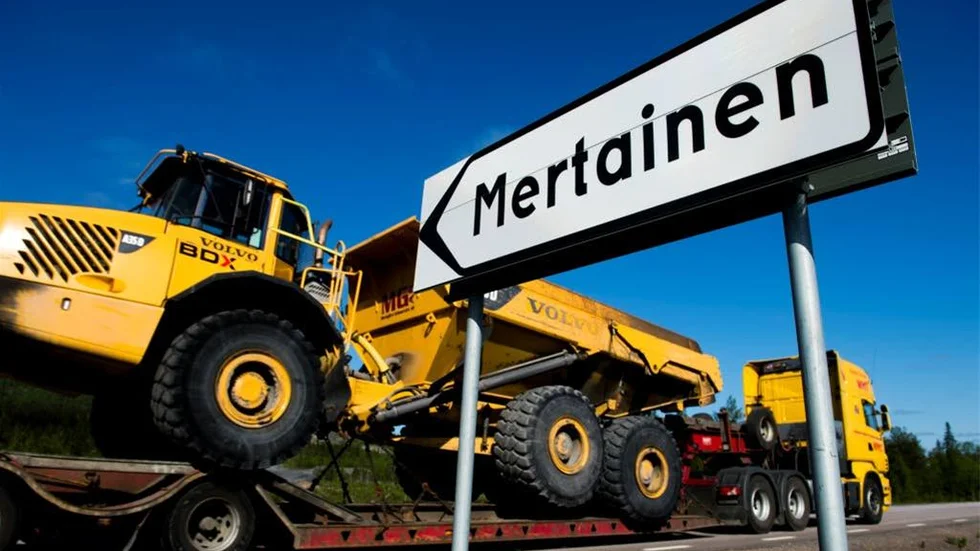 Den tunga trafiken på E10 i området kring Mertainen kommer öka kraftigt vid en eventuell gruvstart.
