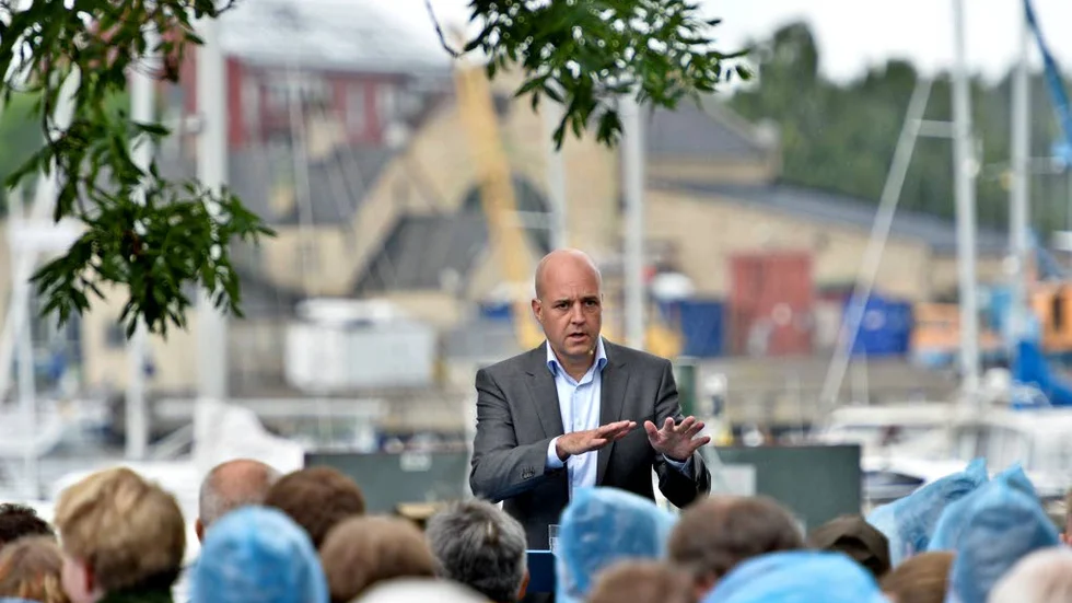 Moderatledaren, tillika statsministern, Fredrik Reinfeldt vill ha ännu ett jobbskatteavdrag.