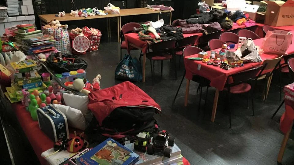 Tusen. Över 1000 julklappar har kommit in.