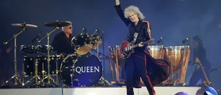 Queen irriterade på sjungande fans