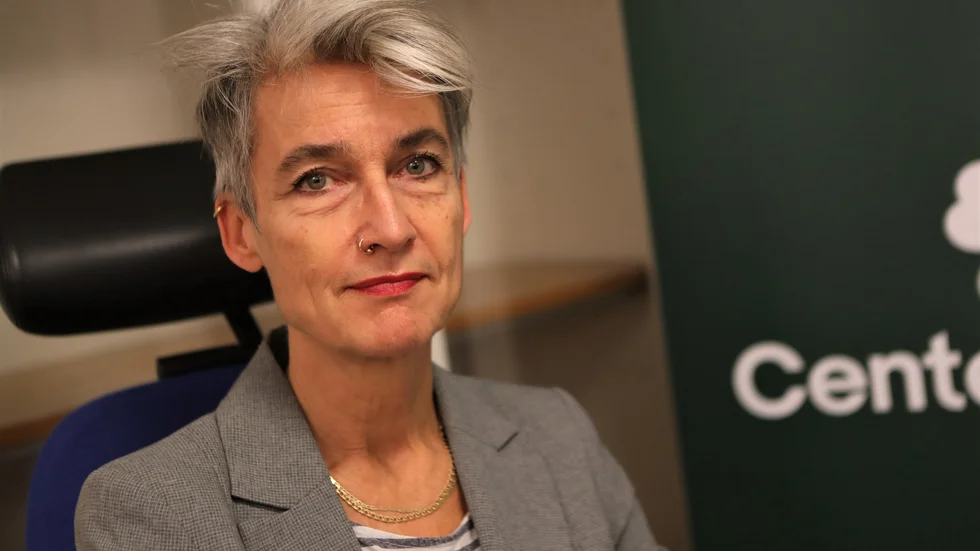 Maria Persdotter är Centerpartiets gruppledare. Hon förklarar varför hon lade ned sin röst om elitstödet i KS.