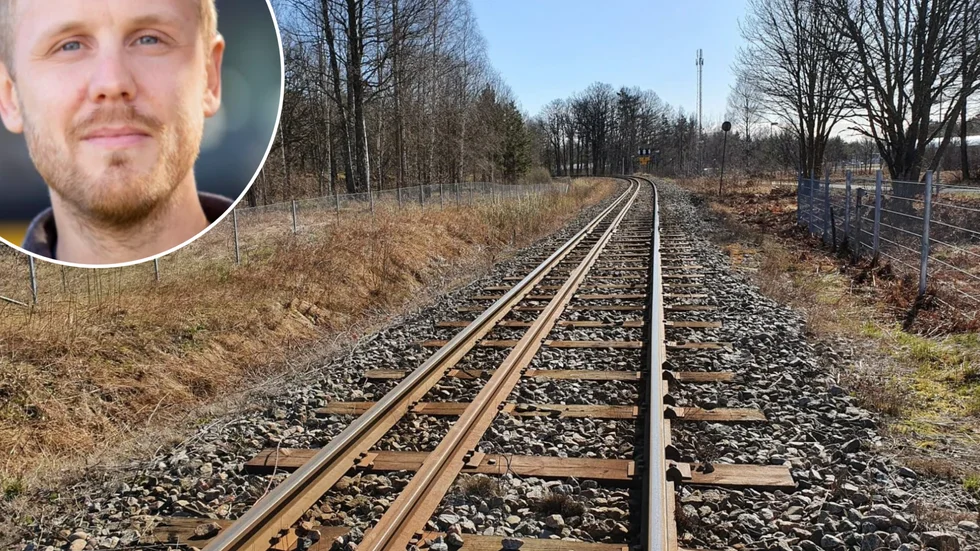 Tunt med tåg på Tjustbanan. Efter urspårningen i Hultsfred måste tågen som gått på Tjustbanan och norra Stångådalsbanan ner till Kalmar för underhåll. I stället blir det ersättningsbussar som gäller för vissa avgångar.