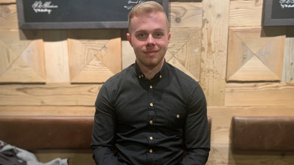 Viktor Jonsson har gjort sin första säsong i Piteå IF och har skrivit på ett nytt kontrakt över två plus ett år.