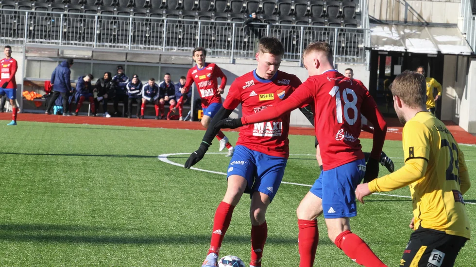 Borens IK har gett Vincent Ensio Magnusson nummer tio, åtminstone mot Mjölby AI. En bra värvning från grannen LSW. Boren vann mot MAI med 2-1 och det är spännande nu hur det fördelar sig i näringskedjan under Maif i västra länet.