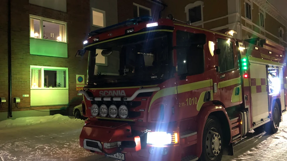 Räddningstjänsten åkte till en adress på Prästgårdsgatan efter larm om brand. 