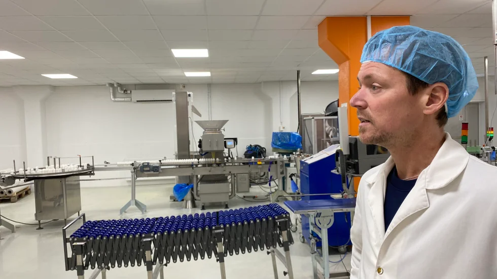 Fredric Boson, VD på Topformula i Gamleby, planerar för en fördubblad produktion inom fem år. "Vi kommer ha automatiserat mycket, och vara runt 55 anställda", säger han. 