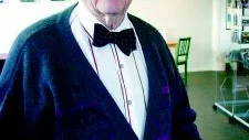 Många år. Rune Elmehed har mycket att berätta om sin över femtioåriga gärning som organist, körledare och tonsättare. Och det gör han i Vissamlingarna på lördag middag.