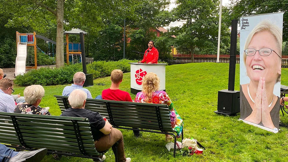 "Anna Lindh respekterade oliktänkande inom arbetarrörelsen och lyckades samla SSU trots motsättningarna som fanns" sade Ardalan Shekarabi, socialförsäkringsminister, vid sitt tal i Grillby.