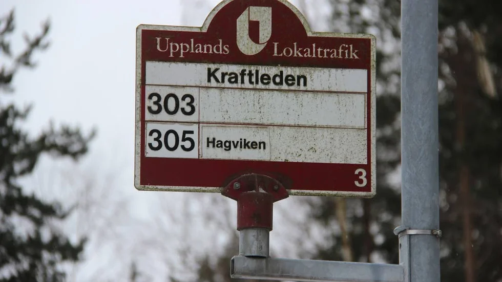 Tidigare industrilokalen ligger nära Kraftleden och har relativt goda kommunikationer, men kommunen ser hellre ett mer centralt läge för kommande idrottsanläggningar.